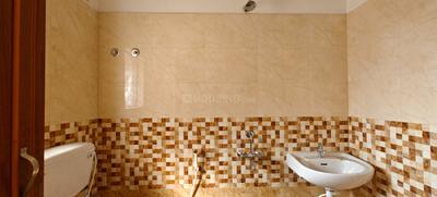 Bathroom Image of 844 Sq.ft 2 BHK Apartment / Flat for sale in Behala Kolkata for Rs. 3211000