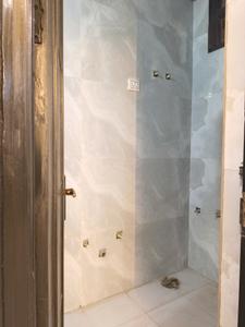 Common Bathroom Image of 1450 Sq.ft 3 BHK Builder Floor for sale in Nikunj Homes, Indirapuram Ghaziabad for Rs. 8200000