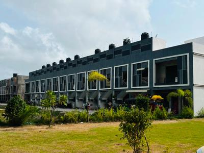 Image of 1600 Sq.ft 4 BHK Independent House for sale in Dindoli, Surat for Rs. 6011000