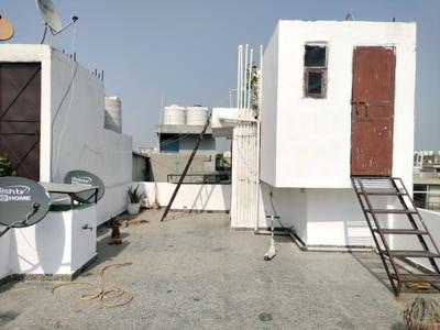Terrace Image of 650 Sq.ft 2 BHK Builder Floor for sale in DDA Residential Flats, Sector 8 Dwarka New Delhi for Rs. 11000000
