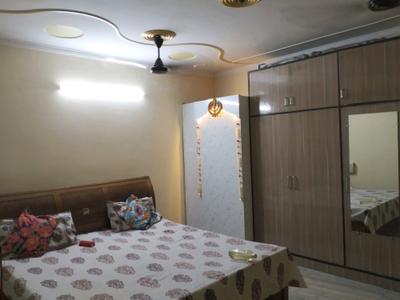 Bedroom Image of 900 Sq.ft 3 BHK Builder Floor for sale in Patparganj New Delhi for Rs. 9000000