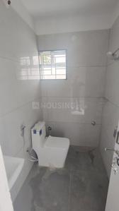 Bathroom Image of 600 Sq.ft 1 BHK Builder Floor for rent in Koramangala Bengaluru for Rs. 26700