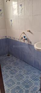 Bathroom Image of 820 Sq.ft 2 BHK Apartment / Flat for sale in Banu Nagar Chennai for Rs. 4500000