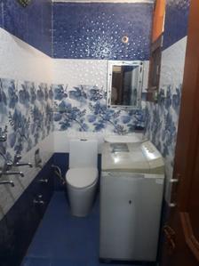 Bathroom Image of 150 Sq.ft 2 BHK Independent House for rent in Sector 44 Chandigarh for Rs. 28000
