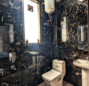 Image of 450 Sq.ft 1 RK Independent House for rent in DLF Phase 3, Gurgaon for Rs. 20000