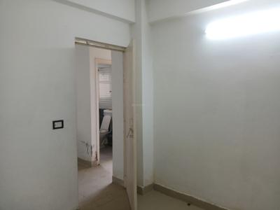 Bedroom Image of 780 Sq.ft 3 BHK Apartment / Flat for sale in ROF Aalayas by ROF Group, Sector 108 Gurgaon for Rs. 8600000