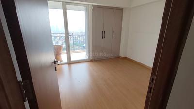 Bedroom Image of 1545 Sq.ft 3 BHK Apartment / Flat for rent in Godrej Woods, Sector 43 Noida for Rs. 75000