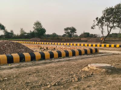 Image of 880 Sq.ft Residential Plot / Land for sale in New Jail Road, Lucknow for Rs. 2199000