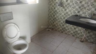Image of 1945 Sq.ft 3 BHK Apartment / Flat for rent in Gagan Vihar, Ghaziabad for Rs. 20000