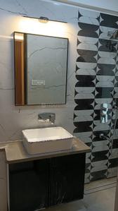 Bathroom Image of 850 Sq.ft 2 BHK Apartment / Flat for sale in Malad East Mumbai for Rs. 21000000