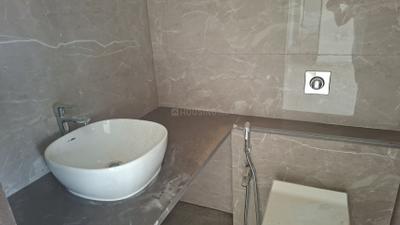 Image of 1300 Sq.ft 3 BHK Apartment / Flat for rent in Santacruz West, Mumbai for Rs. 195000