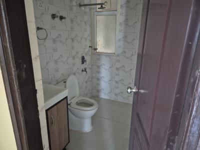 Image of 1600 Sq.ft 3 BHK Apartment / Flat for rent in Sethi Max Royal, Sector 76, Noida for Rs. 34000