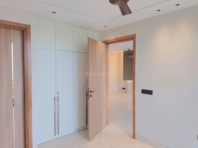 Bedroom Image of 2000 Sq.ft 3 BHK Builder Floor for sale in DLF Phase 1 Gurgaon for Rs. 32100000