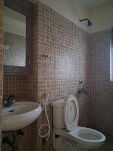 Common Bathroom Image of 1592 Sq.ft 3 BHK Apartment / Flat for sale in Paras Tierea, Sector 137 Noida for Rs. 13800000