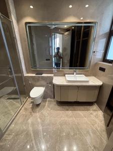 Bathroom Image of 2400 Sq.ft 4 BHK Duplex for sale in Safdarjung Enclave New Delhi for Rs. 125000000
