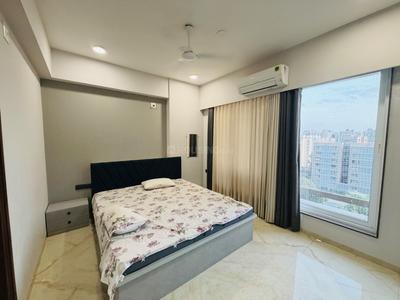Bedroom Image of 1600 Sq.ft 3 BHK Apartment / Flat for rent in Radhe Infinity, Kudasan Gandhinagar for Rs. 46000