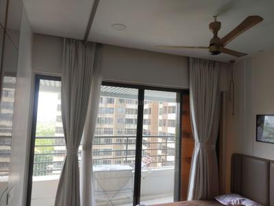 Bedroom Image of 950 Sq.ft 2.5 BHK Apartment / Flat for sale in Kalpataru Srishti, Mira Road East Mira Bhayandar for Rs. 18000000