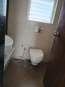 Common Bathroom Image of 675 Sq.ft 1 BHK Apartment / Flat for sale in Kharghar Navi Mumbai for Rs. 6500000