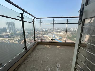 Balcony Image of 2065 Sq.ft 4 BHK Apartment / Flat for sale in Empire Square Phase II, Chinchwad Pune for Rs. 30300000