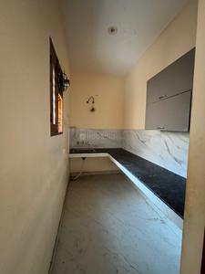 Kitchen Image of 250 Sq.ft 1 BHK Builder Floor for rent in Mundi Kharar Mohali for Rs. 15000