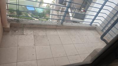 Living Room Image of 1414 Sq.ft 3 BHK Apartment / Flat for sale in Amrapali Pan Oasis, Sector 70 Noida for Rs. 17500000