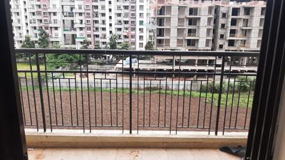 Balcony Image of 1360 Sq.ft 3 BHK Apartment / Flat for sale in Kalpataru Splendour, Wakad Pune for Rs. 14500000