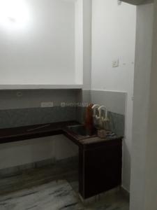 Kitchen Image of 1250 Sq.ft 2 BHK Builder Floor for rent in Krishna Nagar Lucknow for Rs. 10000