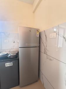 Kitchen Image of 1000 Sq.ft 2 BHK Apartment / Flat for rent in M.G. Road Kochi for Rs. 40000