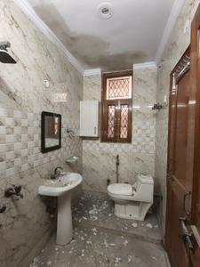 Image of 1620 Sq.ft 3 BHK Independent House for rent in Sector 52, Noida for Rs. 40000