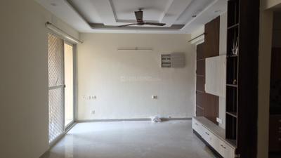 Living Room Image of 1090 Sq.ft 3 BHK Apartment / Flat for sale in Prateek Grand City, Siddharth Vihar Ghaziabad for Rs. 14000000