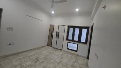 Bedroom Image of 2800 Sq.ft 4 BHK Builder Floor for rent in Panchsheel Park New Delhi for Rs. 180000