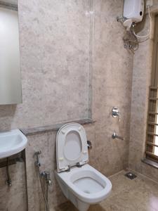 Common Bathroom Image of 1100 Sq.ft 2.5 BHK Apartment / Flat for rent in Sheth Vasant Oasis, Andheri East Mumbai for Rs. 110000