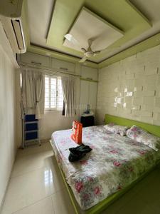 Bedroom Image of 1070 Sq.ft 2.5 BHK Apartment / Flat for sale in Amanora Trendy Homes, Hadapsar Pune for Rs. 12500000