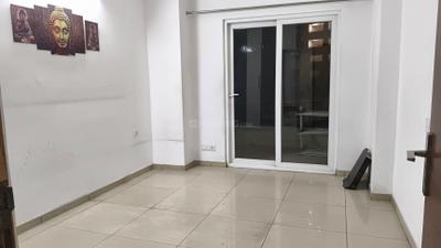 Bedroom Image of 1340 Sq.ft 3 BHK Apartment / Flat for rent in Gulshan Ikebana, Sector 143 Noida for Rs. 32000