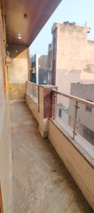 Balcony Image of 1200 Sq.ft 2 BHK Builder Floor for rent in Gagan Vihar New Delhi for Rs. 30000