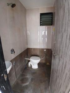 Bathroom Image of 1800 Sq.ft 2.5 BHK Independent House for rent in Jahangir Pura Surat for Rs. 18500