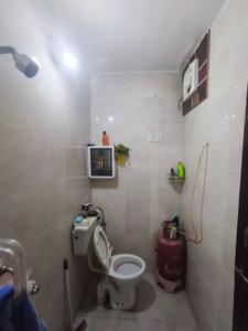 Bathroom Image of 900 Sq.ft 2 BHK Apartment / Flat for sale in Chamrauli Agra for Rs. 2200000