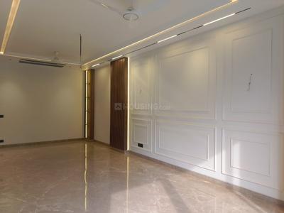 Bedroom Image of 2250 Sq.ft 3 BHK Builder Floor for sale in Vasant Vihar New Delhi for Rs. 103500000