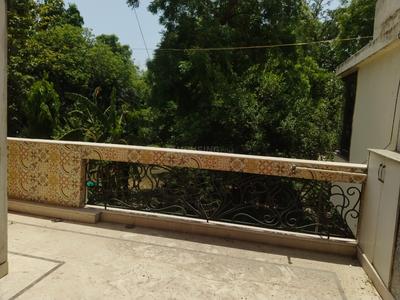 Balcony Image of 1800 Sq.ft 3 BHK Apartment / Flat for sale in Gangotri Enclave , Alaknanda New Delhi for Rs. 37000000