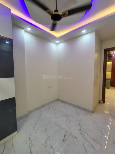 Nanhe park uttam nagar west Main Image 1