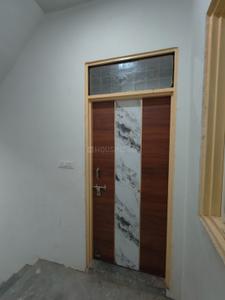 Bedroom Image of 450 Sq.ft 2 BHK Independent House for rent in Sector 38 Rohini New Delhi for Rs. 7500