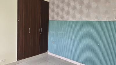 Bedroom Image of 900 Sq.ft 2 BHK Apartment / Flat for rent in Supertech The Romano, Sector 118 Noida for Rs. 23006