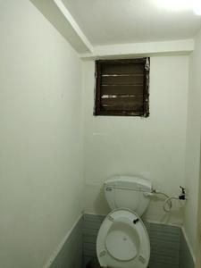 Common Bathroom Two Image of 450 Sq.ft 1 BHK Apartment / Flat for sale in Sector 23B Dwarka New Delhi for Rs. 6705000