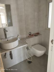 Bathroom Image of 525 Sq.ft 1 BHK Apartment / Flat for sale in Sugee Atharva, Prabhadevi Mumbai for Rs. 19000000