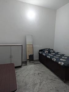 Bedroom Image of 800 Sq.ft 2 BHK Apartment / Flat for rent in Sanjay Gram, Sector 13 Gurgaon for Rs. 25000