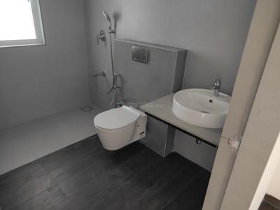Bathroom Image of 3500 Sq.ft 4 BHK Apartment / Flat for rent in Alembic Kiara, Ram Wadi Vadodara for Rs. 100000
