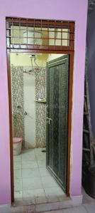 Bathroom Image of 600 Sq.ft 2 BHK Independent House for rent in Jhusi Allahabad for Rs. 5500