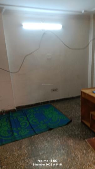 A 2B Block, Paschim Vihar Bedroom 1