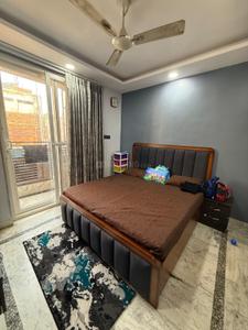 Bedroom Image of 1000 Sq.ft 3 BHK Builder Floor for sale in Ramesh Nagar New Delhi for Rs. 11500000
