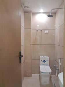 Common Bathroom Image of 900 Sq.ft 3 BHK Builder Floor for sale in Hastsal New Delhi for Rs. 6300000